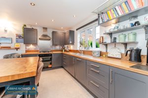 Kitchen- click for photo gallery